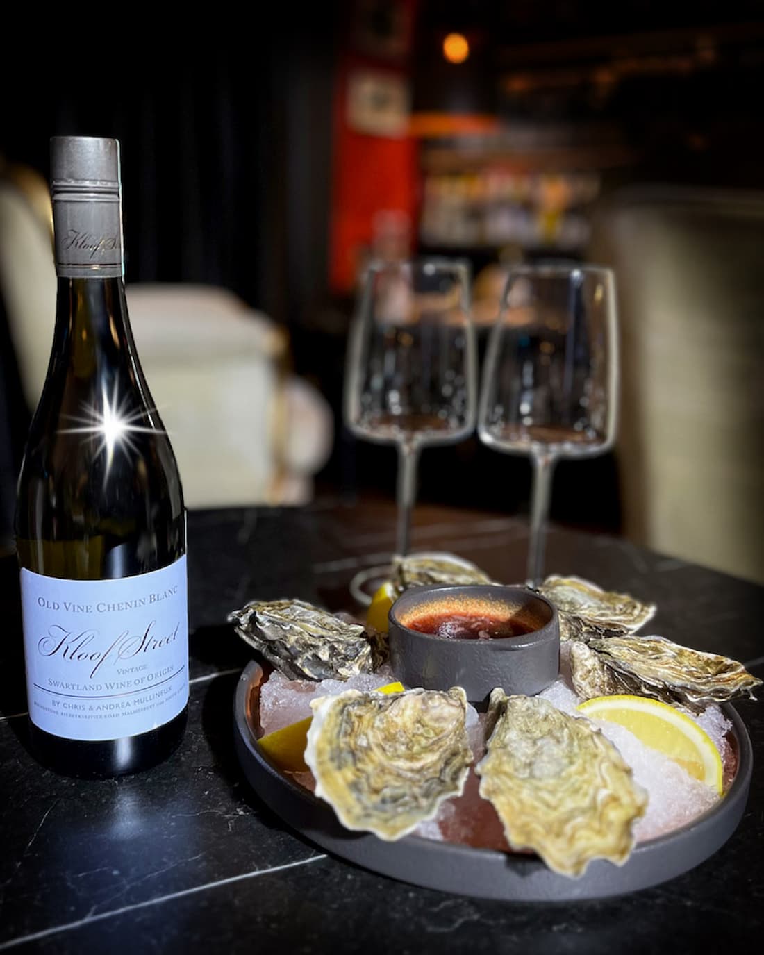 Set Oysters Gillardeau №2 + Kloof Street Chenin Blanc, Swartland WO 13,5% (0,75) заказать доставку ROJO ресторан Алматы